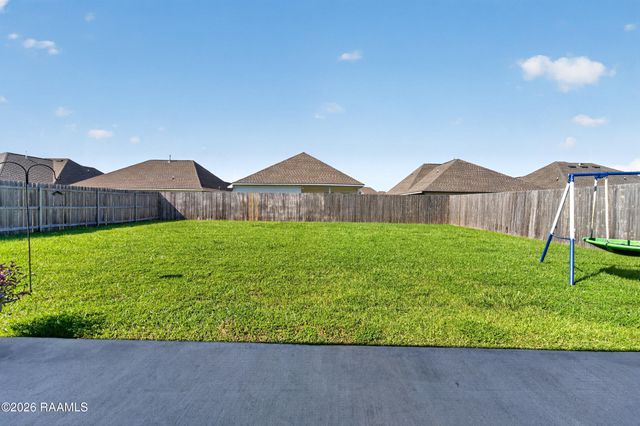 118 Alpine Meadows Lane, Lafayette, LA 70506