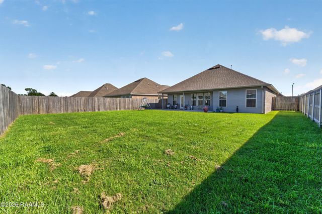 118 Alpine Meadows Lane, Lafayette, LA 70506