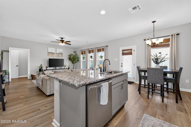118 Alpine Meadows Lane, Lafayette, LA 70506