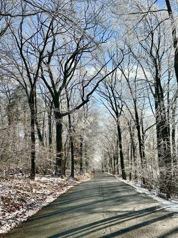 126 Burbank Rd Lot 1, Sutton, MA 01590