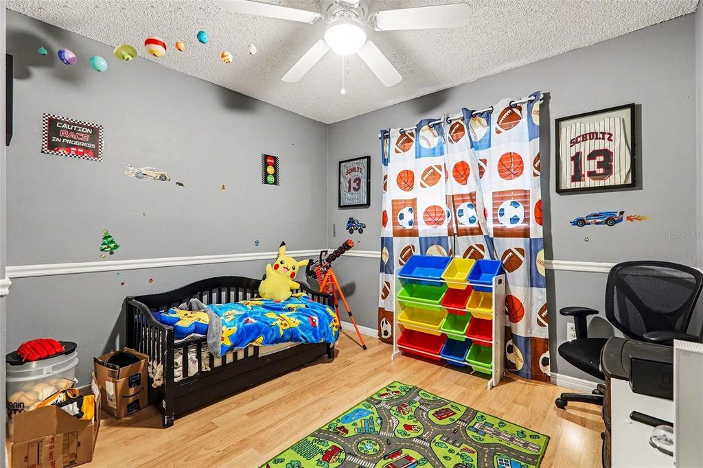 Image 19 of property listing at 2015 22ND STREET W, Bradenton, FL 34205