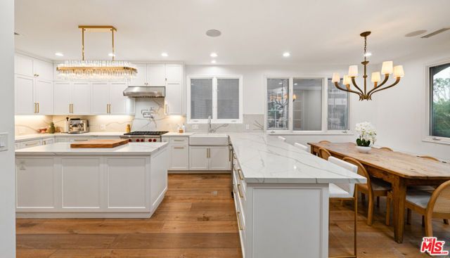 131 Roma Court, Marina Del Rey, CA 90292