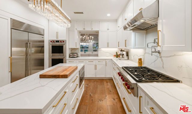 131 Roma Court, Marina Del Rey, CA 90292