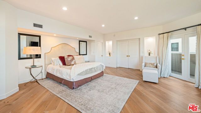 131 Roma Court, Marina Del Rey, CA 90292