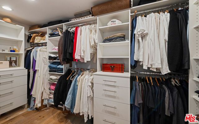 131 Roma Court, Marina Del Rey, CA 90292