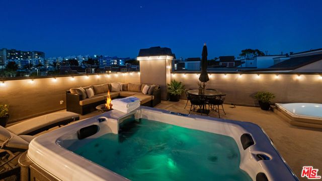 131 Roma Court, Marina Del Rey, CA 90292