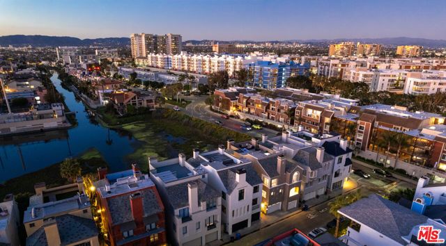 131 Roma Court, Marina Del Rey, CA 90292