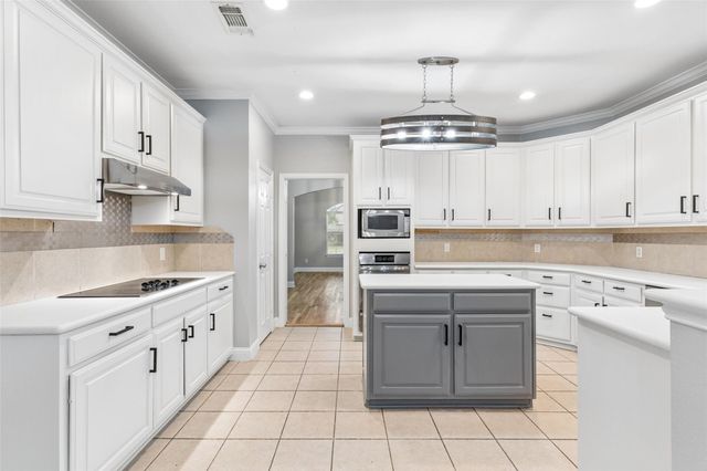 5912 Crestberry Lane, Sachse, TX 75048