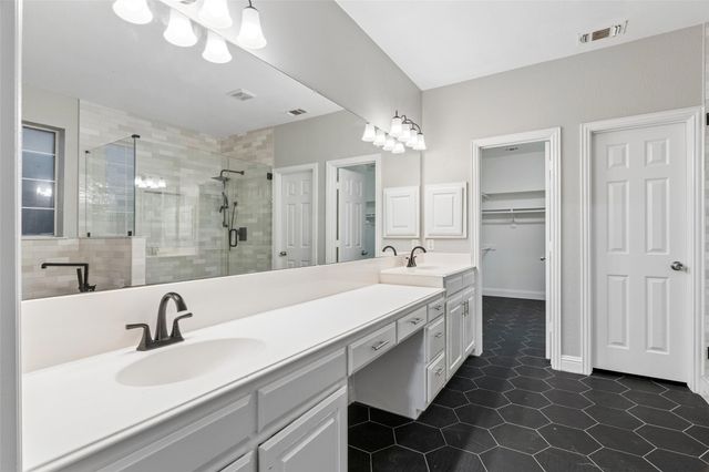 5912 Crestberry Lane, Sachse, TX 75048