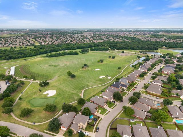 5912 Crestberry Lane, Sachse, TX 75048