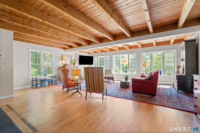13 Woodchuck Hill Road, Simsbury, CT 06092