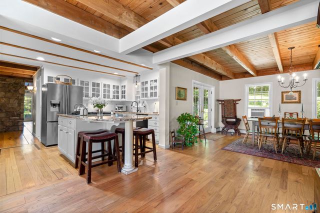 13 Woodchuck Hill Road, Simsbury, CT 06092
