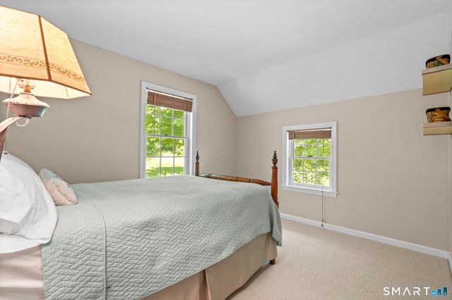 13 Woodchuck Hill Road, Simsbury, CT 06092
