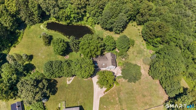 13 Woodchuck Hill Road, Simsbury, CT 06092