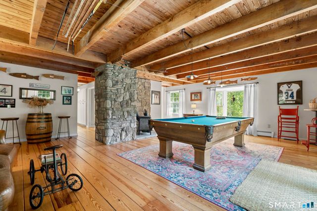 13 Woodchuck Hill Road, Simsbury, CT 06092