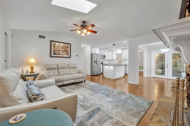 652 W CADILLAC DRIVE, Altamonte Springs, FL 32714