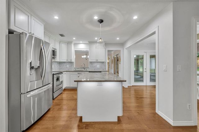 652 W CADILLAC DRIVE, Altamonte Springs, FL 32714