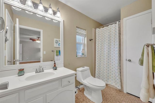 652 W CADILLAC DRIVE, Altamonte Springs, FL 32714