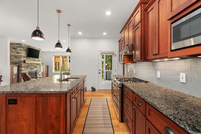 9414 Ancient Oak Lane, Verona, WI 53593