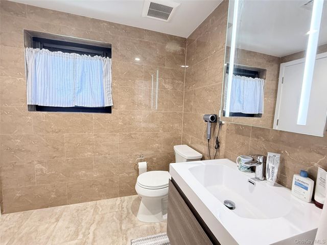 15353 77th Avenue 3C, Flushing, NY 11367