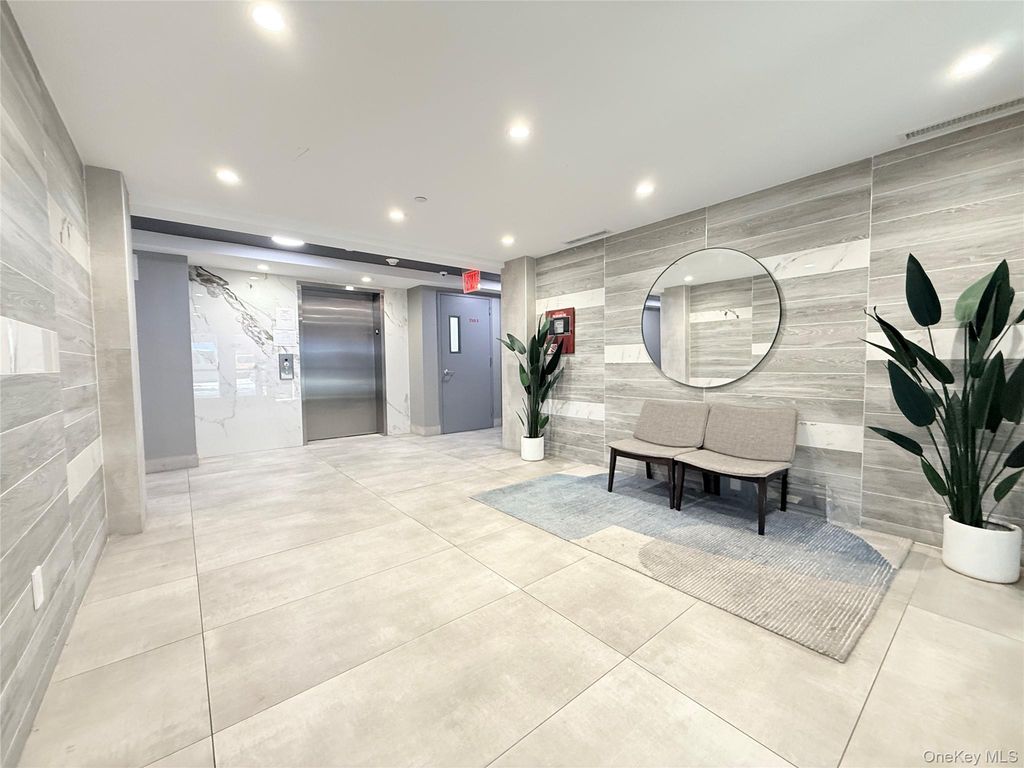 15353 77th Avenue 3C, Flushing, NY 11367 — photo 4