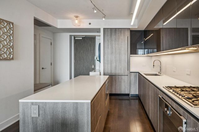 201 Folsom Street 21F, San Francisco, CA 94105