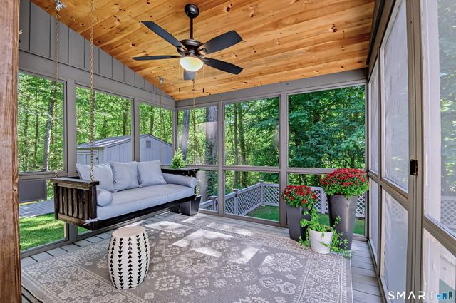 20 Strawberry Ridge Road, Ridgefield, CT 06877