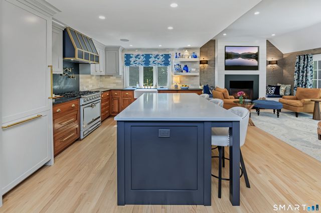 20 Strawberry Ridge Road, Ridgefield, CT 06877