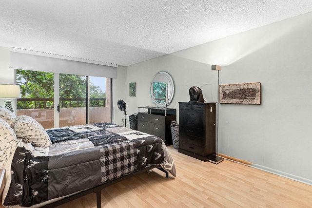 4702 Fountains Drive 408, Lake Worth, FL 33467