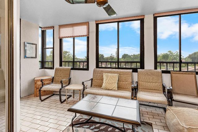 4702 Fountains Drive 408, Lake Worth, FL 33467