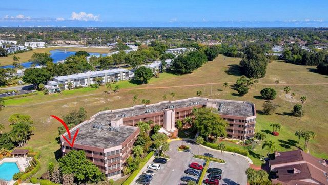 4702 Fountains Drive 408, Lake Worth, FL 33467