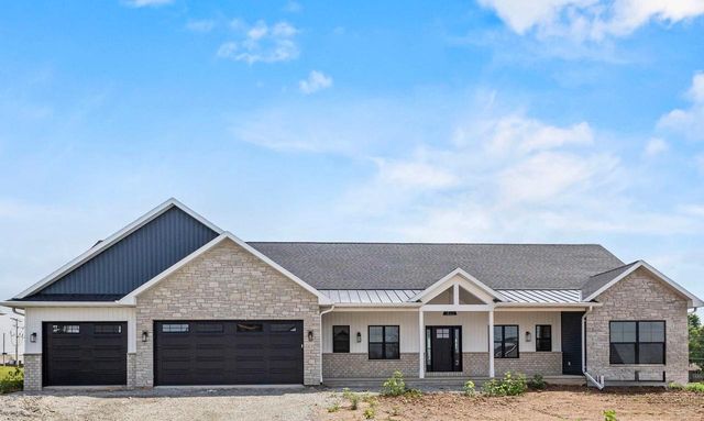 N1282 MEADOW PARK DRIVE, Greenville, WI 54942