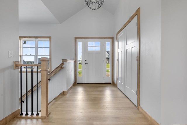 N1282 MEADOW PARK DRIVE, Greenville, WI 54942