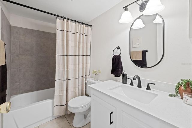 8601 HURON COURT 44, Tampa, FL 33614