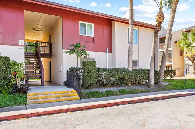 8601 HURON COURT 44, Tampa, FL 33614