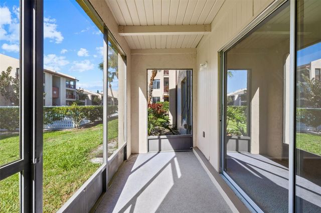 8601 HURON COURT 44, Tampa, FL 33614