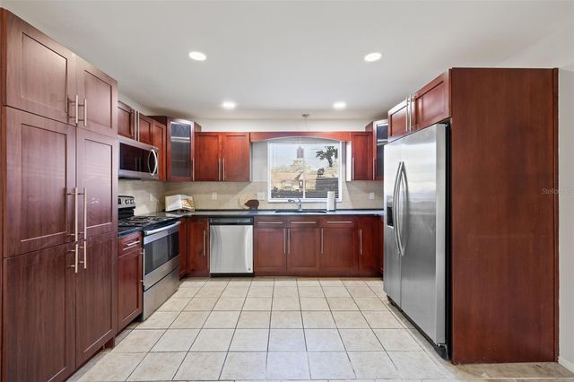 8601 HURON COURT 44, Tampa, FL 33614