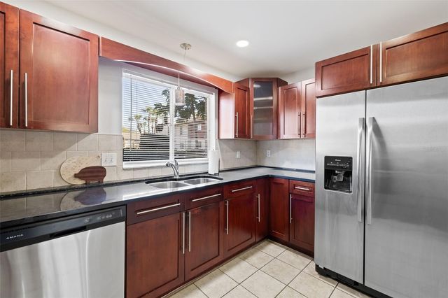 8601 HURON COURT 44, Tampa, FL 33614