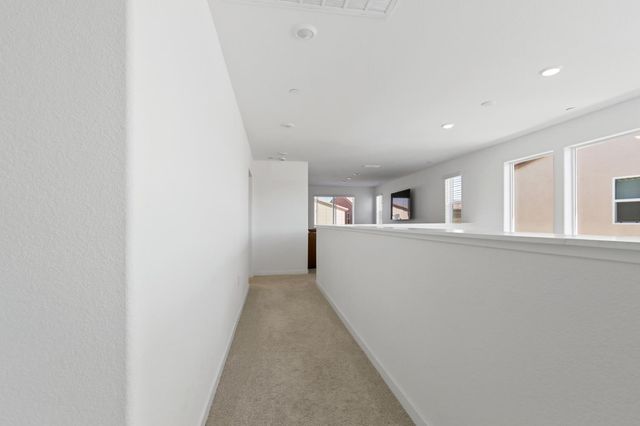 5254 Oceanside Dr, Sacramento, CA 95835