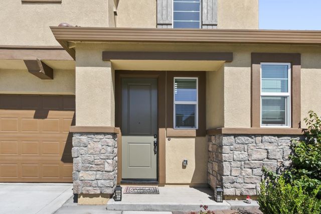 5254 Oceanside Dr, Sacramento, CA 95835