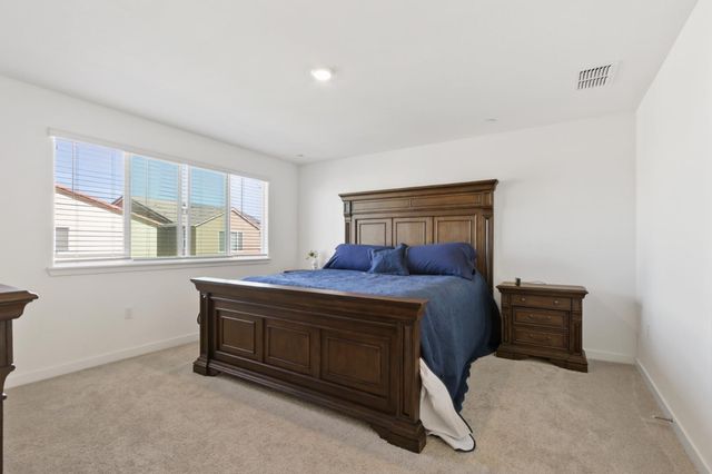 5254 Oceanside Dr, Sacramento, CA 95835