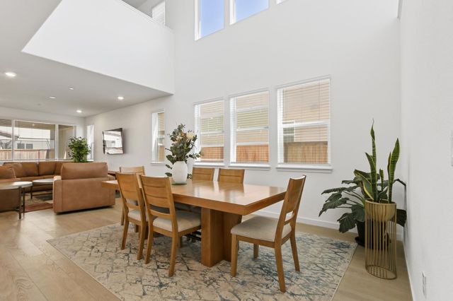 5254 Oceanside Dr, Sacramento, CA 95835