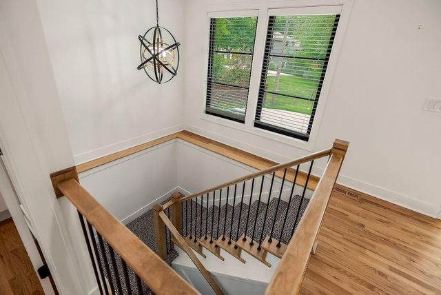 9101 Wenonga Road, Leawood, KS 66206