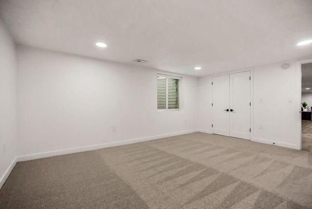 9101 Wenonga Road, Leawood, KS 66206
