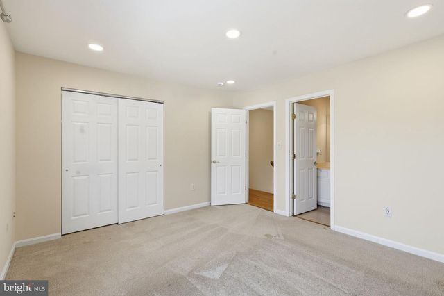 12212 DENSMORE CT, Woodbridge, VA 22192