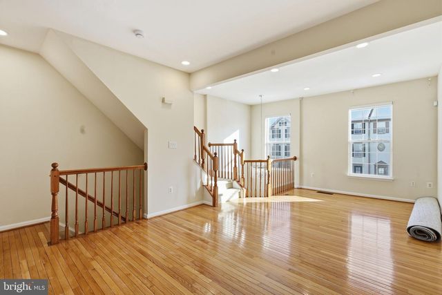 12212 DENSMORE CT, Woodbridge, VA 22192