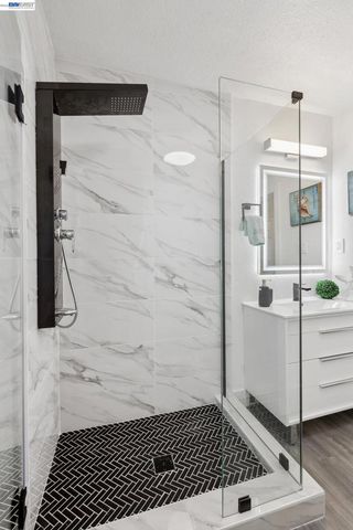 417 417 Lincoln Ave, Alameda, CA 94501