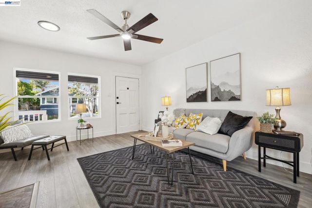 417 417 Lincoln Ave, Alameda, CA 94501