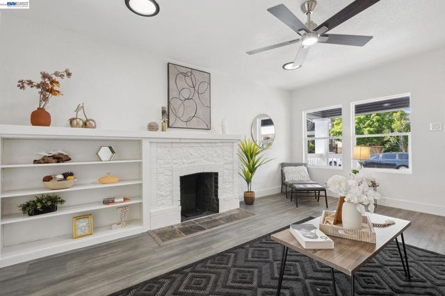 417 417 Lincoln Ave, Alameda, CA 94501