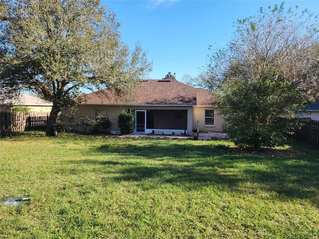 130 GENTLE BREEZE DRIVE, Minneola, FL 34715